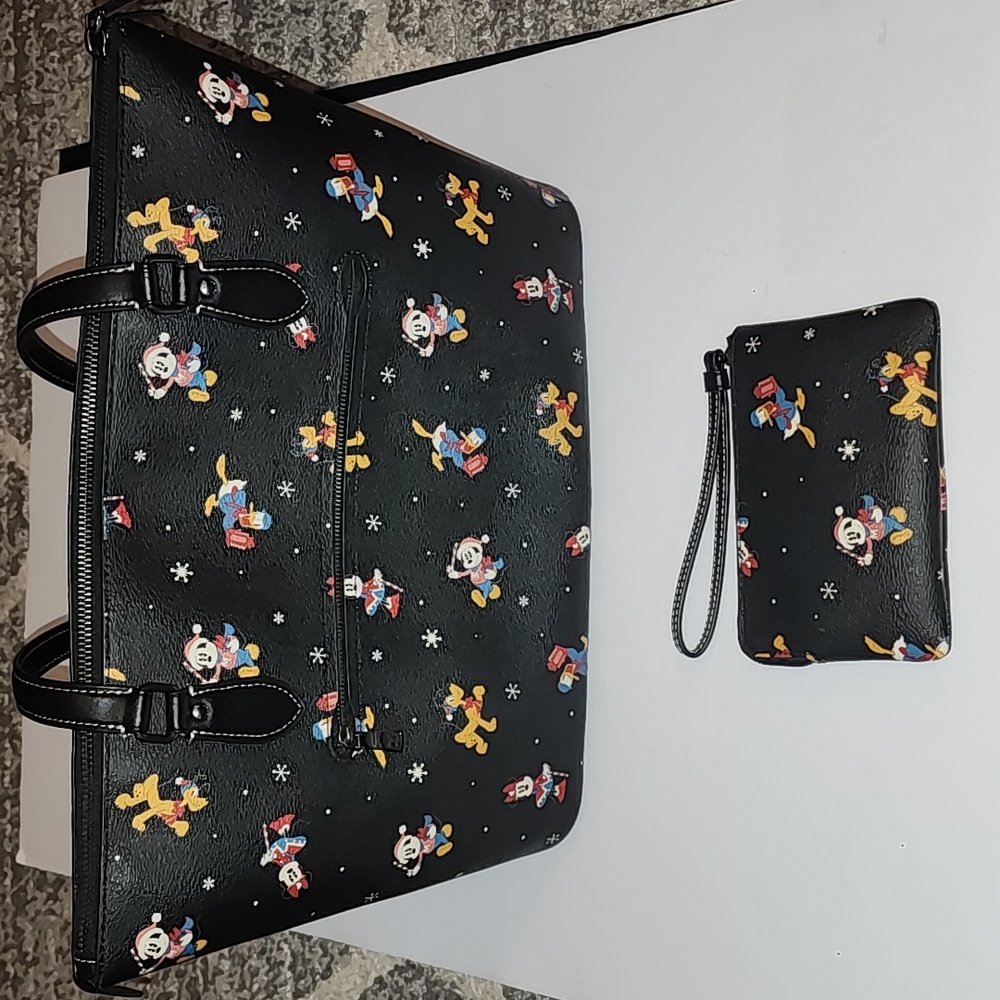 Coach Disney X Gallery Tote Bag  and Wallet Set with Holiday Disney Characters - Picture 3 of 16